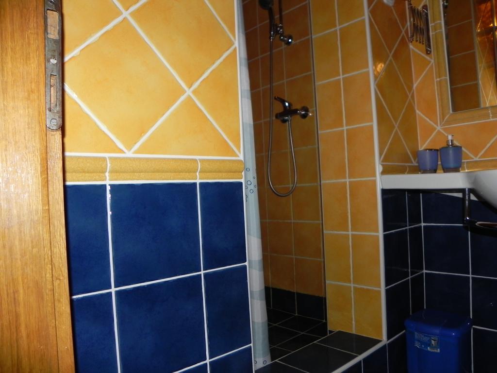 Apartments Katalenic Selce Kültér fotó